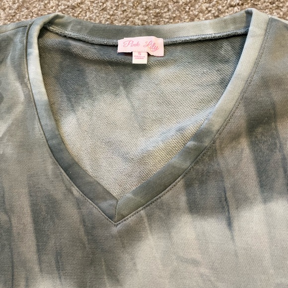 Pink Lily Tye Dye Shirt - Picture 4 of 4